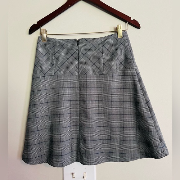 Loft Suit Set Skirt and Blazer - Picture 6 of 7